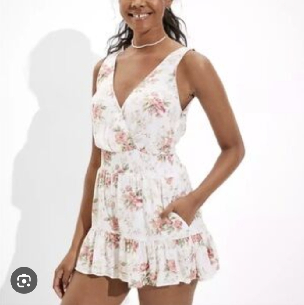 American Eagle Floral Jumpsuit in White and Pink